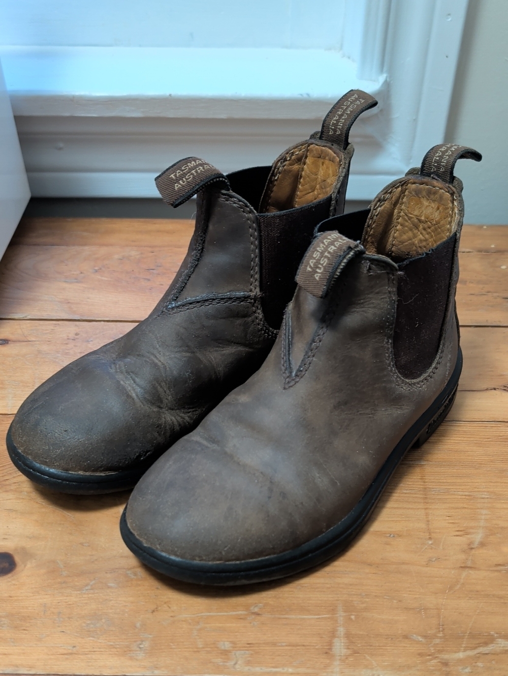 Blundstone Kids Chelsea Boots – Brown Leather – Size 13
